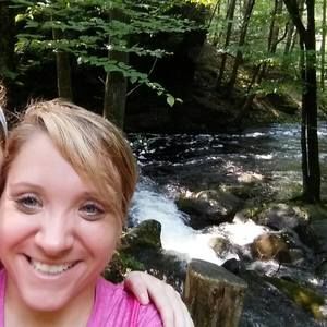 Meet your Posher, Kelley